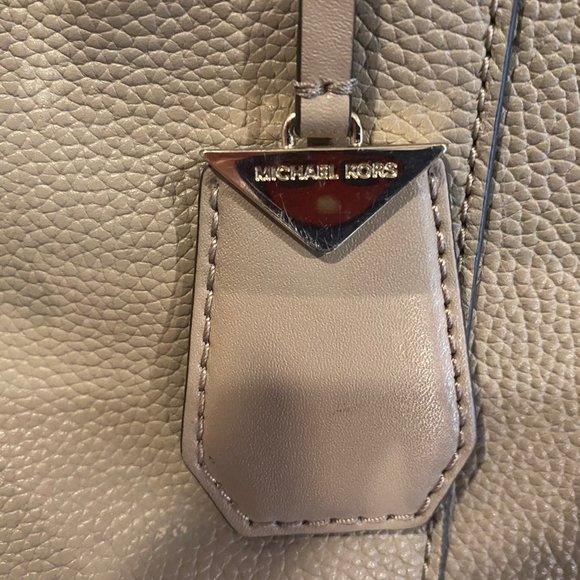 Michael Kors Tan Shoulder Bag - Picture 9 of 11